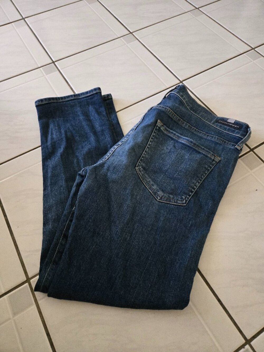 Citizens of Humanity Agnes Crop Mid Rise Slim Straight Jeans Dark Wash 28